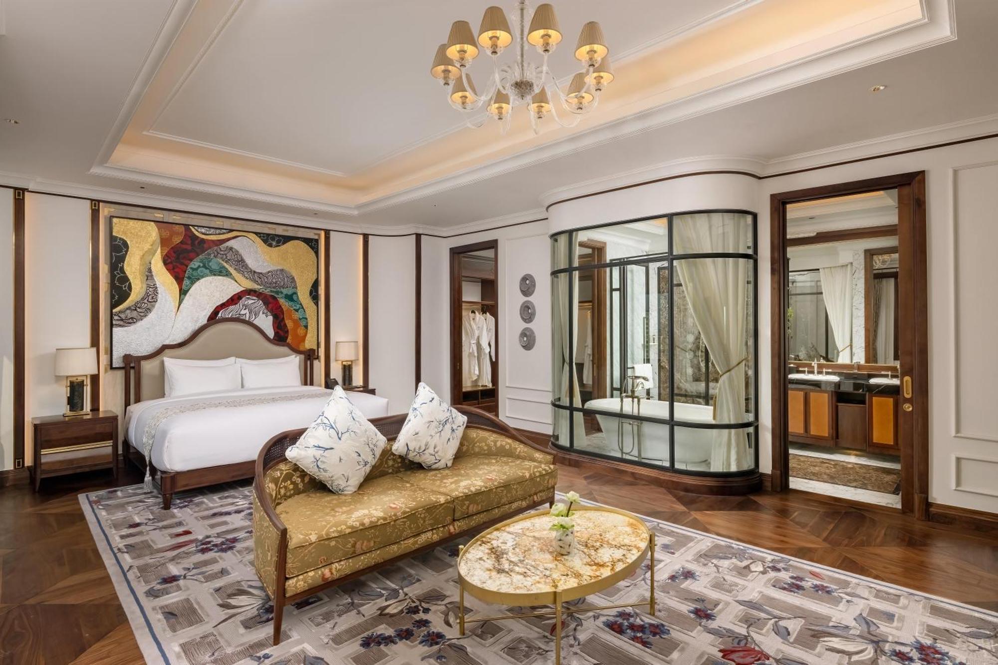 Mai House Saigon Hotel Ho Chi Minh-staden Exteriör bild A bedroom at The St. Regis Mumbai
